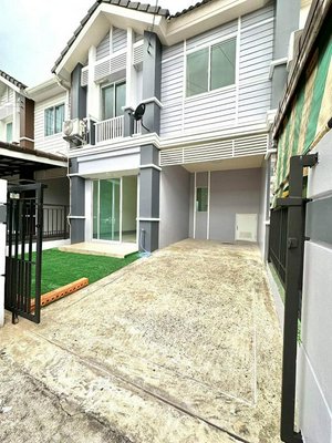 3 bedrooms Bungalow in Phuket, Thailand No. 7823