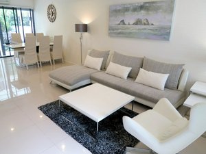 3 bedrooms Villa in Bang Tao, Thailand No. 8093