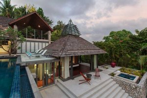 4 bedrooms Villa in Kamala, Thailand No. 8189