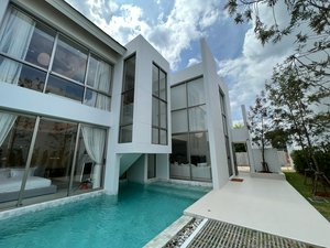 3 bedrooms Villa in Bang Tao, Thailand No. 8995