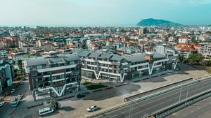 72m² Commercial property in Oba, Turkey No. 10106