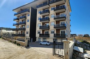 4 rooms Penthouse in Kargicak, Turkey No. 10672