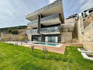 5 rooms Villa in Alanya, Turkey No. 10949