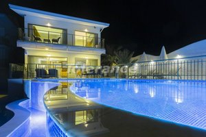 Villa 3+1 in Fethiye, Turkey No. 12358