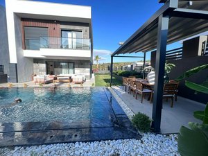 Villa 3+1 in Izmir, Turkey No. 17545