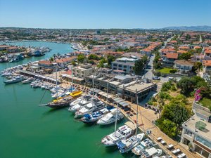 Apartment 3+1 in Izmir, Turkey No. 17567