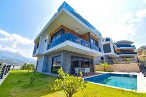 5 rooms Villa in Kargicak, Turkey No. 22506