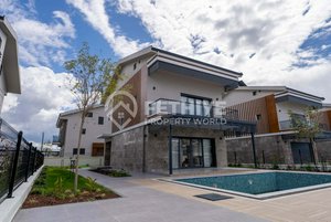 Villa 4+1 in Fethiye, Turkey No. 22619