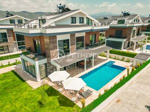 Villa 4+1 in Fethiye, Turkey No. 22680