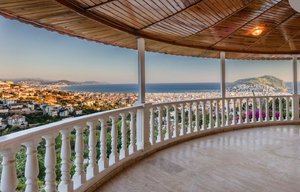 Villa 5+1 in Alanya, Turkey No. 26372