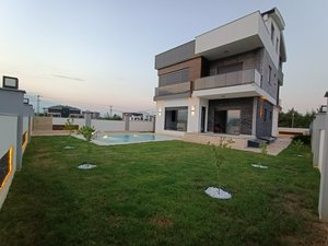 Villa 5+6 in Antalya, Turkey No. 27026