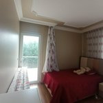 Villa 6+1 in Bueyuekcekmece, Turkey No. 27028 - Image 2