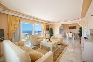 3 rooms Apartment in Alanya, Turkey No. 27157