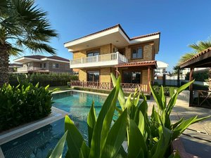 Villa 3+1 in Antalya, Turkey No. 27394