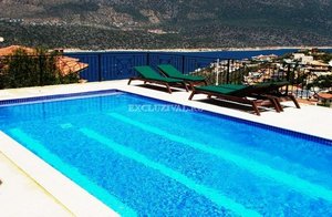 Villa 4+1 in Kas, Turkey No. 28329