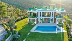 Villa 6+2 in Turkbuku, Turkey No. 4192