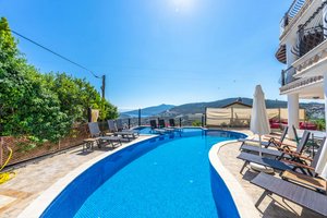 Villa 5+1 in Antalya, Turkey No. 4678