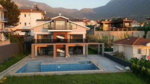 Villa 4+1 in Oludeniz, Turkey No. 9169