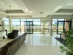 5 bedrooms Villa in Dubai, UAE No. 1010 - Image 3