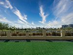 5 bedrooms Villa in Dubai, UAE No. 1010 - Image 4