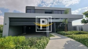 5 bedrooms Villa in Tilal City, UAE No. 10435