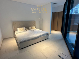 Studio in Dubai, UAE No. 10581