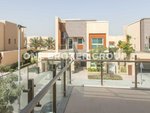3 bedrooms Villa in Al Barsha, UAE No. 1145 - villa in Dubai