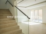 3 bedrooms Villa in Al Barsha, UAE No. 1145 - Image 3