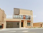 4 bedrooms Villa in Al Barsha, UAE No. 1147 - villa in Dubai