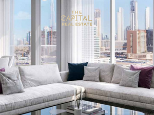 Studio in Dubai, UAE No. 11498