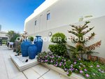 6 bedrooms Villa in Dubai, UAE No. 1170 - Image 2