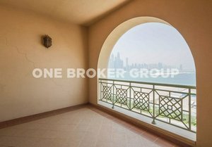 2 bedrooms Apartment in Palm Jumeirah, UAE No. 1172