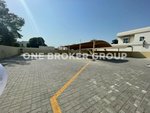984.8m² Building in Jumeirah, UAE No. 1186 - Image 14