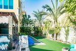 5 bedrooms Villa in Jumeirah Park, UAE No. 1194 - Image 6