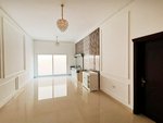 8 bedrooms Villa in Abu Dhabi, UAE No. 12184 - Image 4