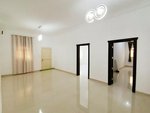 8 bedrooms Villa in Abu Dhabi, UAE No. 12184 - Image 5
