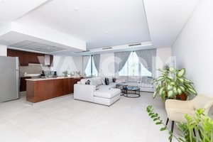 3 bedrooms Villa in Motor City, UAE No. 12787