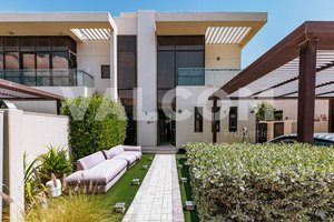 3 bedrooms Villa in DAMAC Hills (Akoya by DAMAC), UAE No. 12858
