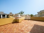 5 bedrooms Villa in Palm Jumeirah, UAE No. 13155 - Image 9