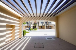 2 bedrooms Villa in Serena, UAE No. 13257
