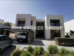 6 bedrooms Villa in Dubai, UAE No. 1332 - Image 6