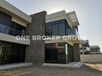 6 bedrooms Villa in Dubai, UAE No. 1332 - Image 10