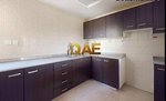 2 bedrooms Apartment in Remraam, UAE No. 13328 - Image 5