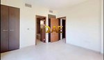 2 bedrooms Apartment in Remraam, UAE No. 13328 - Image 10
