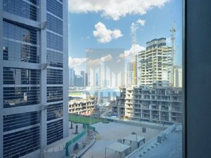 75.8m² Office in Business Bay, UAE No. 13933