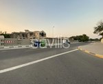 8 bedrooms Villa in Mughaidir, UAE No. 14391 - Image 2