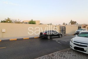 5 bedrooms Villa in Al Riqqa, UAE No. 14406