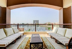 5 bedrooms Villa in Jumeirah Islands, UAE No. 15043