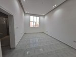7 bedrooms Villa in Abu Dhabi, UAE No. 15101 - Image 6