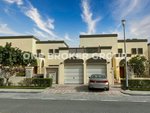 3 bedrooms Villa in Jumeirah Park, UAE No. 1535 - Image 3